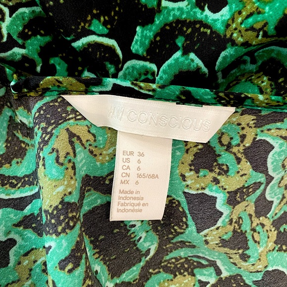 H&M Conscious Wide-Leg Vibrant Green Printed Jumpsuit - sz 6 - Picture 8 of 8